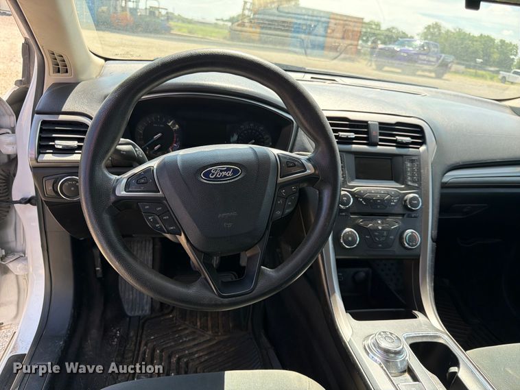 image for item EA4918 2017 Ford Fusion 