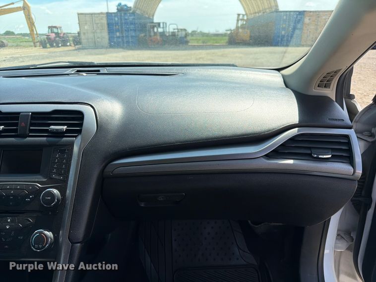 image for item EA4918 2017 Ford Fusion 