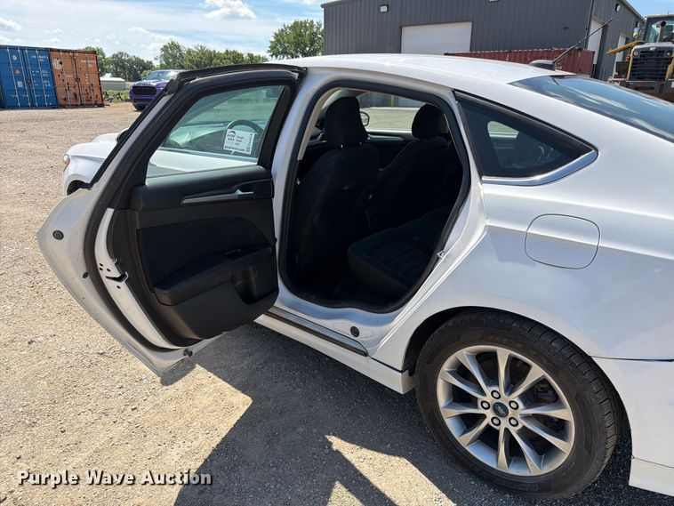image for item EA4918 2017 Ford Fusion 