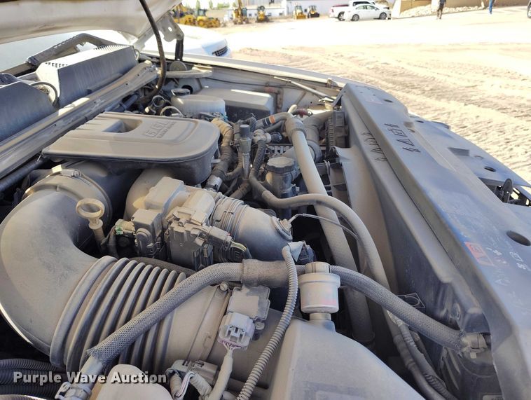 image for item ED0019 2013 GMC Sierra 2500HD Ext. Cab pickup truck