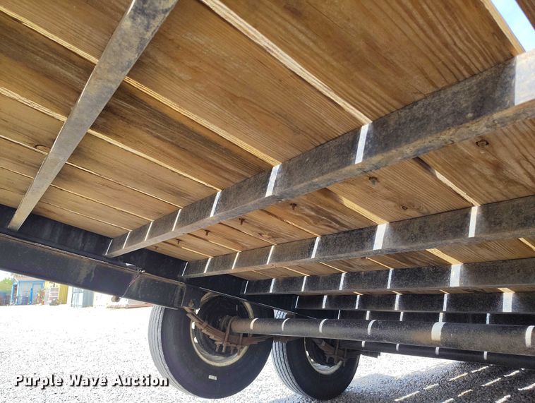 image for item ED0107 2007 H&H FD 306 tilt deck utility trailer