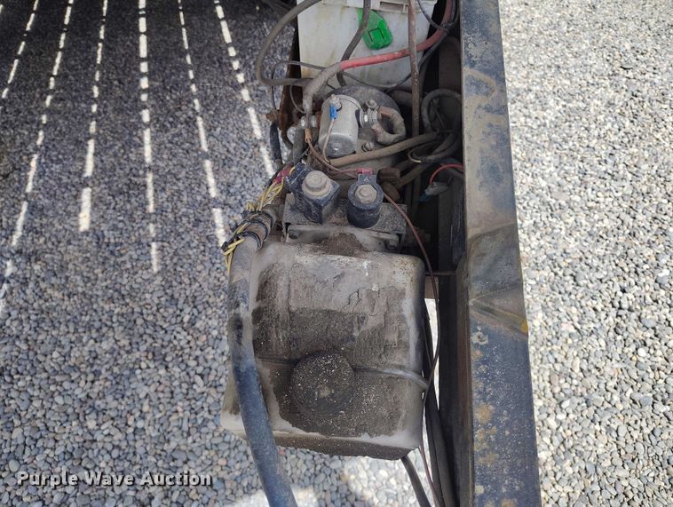 image for item ED0107 2007 H&H FD 306 tilt deck utility trailer