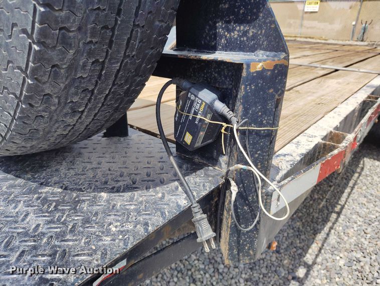 image for item ED0107 2007 H&H FD 306 tilt deck utility trailer