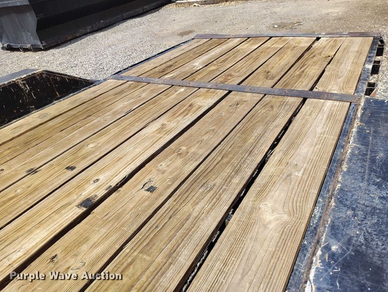 image for item ED0107 2007 H&H FD 306 tilt deck utility trailer