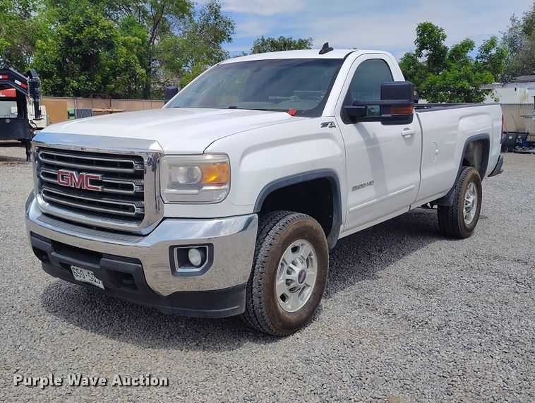 image for item ED0111 2015 GMC Sierra 2500HD pickup truck