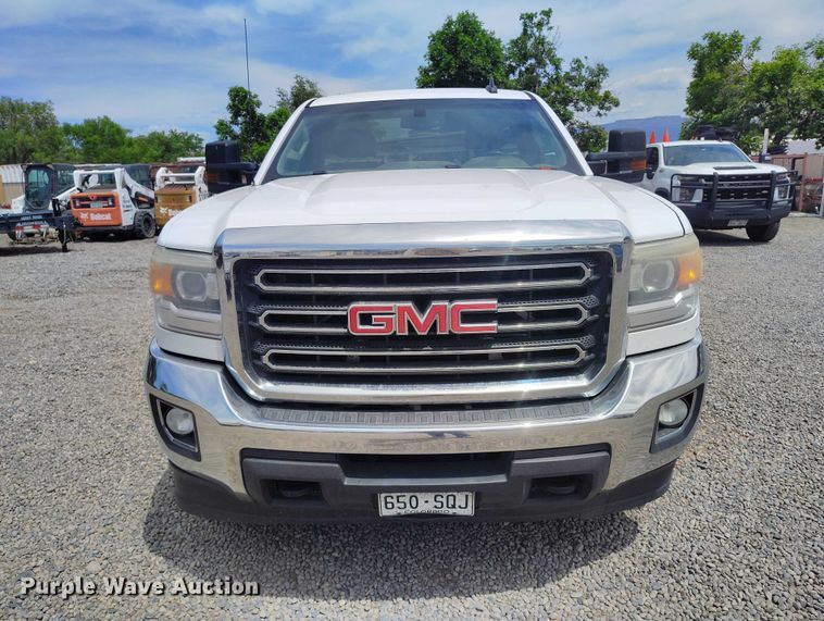 image for item ED0111 2015 GMC Sierra 2500HD pickup truck