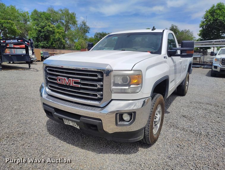 image for item ED0111 2015 GMC Sierra 2500HD pickup truck