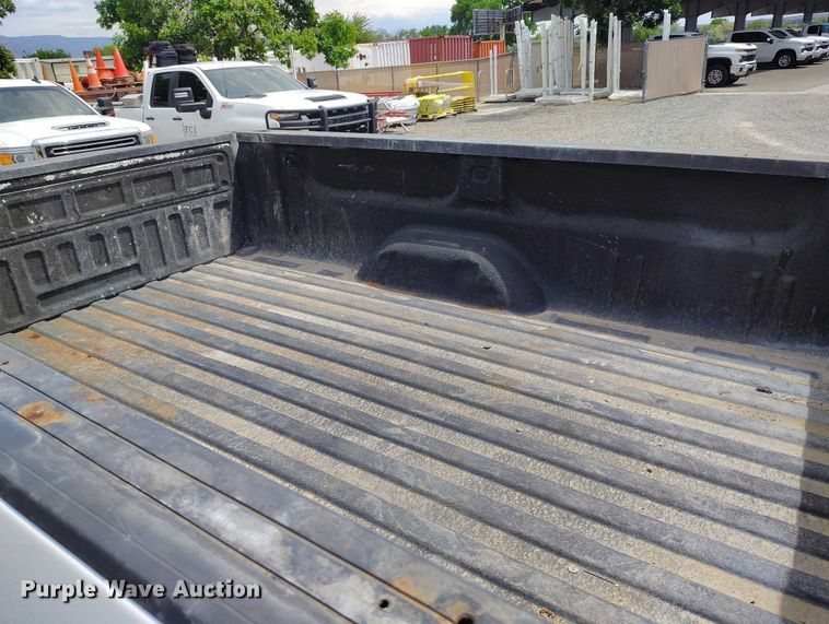 image for item ED0111 2015 GMC Sierra 2500HD pickup truck