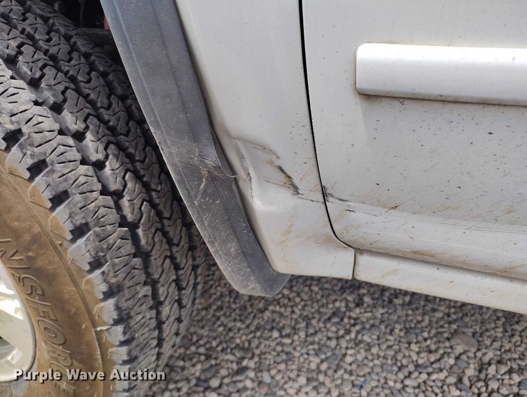 image for item ED0111 2015 GMC Sierra 2500HD pickup truck