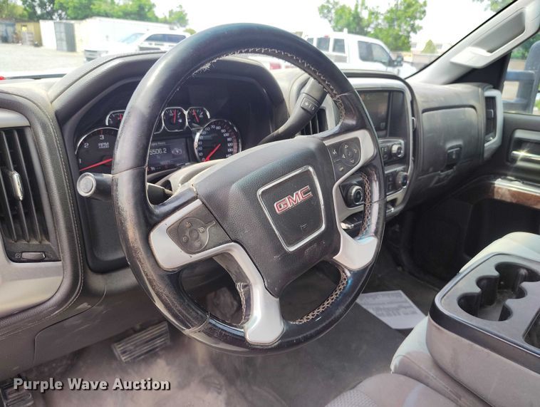 image for item ED0111 2015 GMC Sierra 2500HD pickup truck