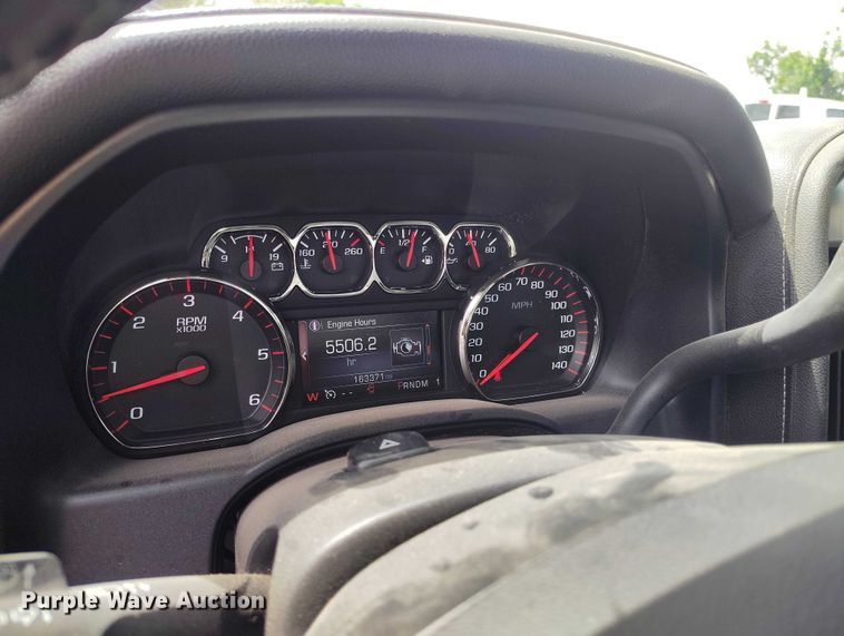 image for item ED0111 2015 GMC Sierra 2500HD pickup truck