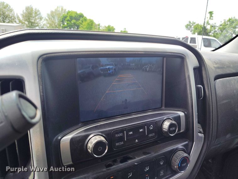 image for item ED0111 2015 GMC Sierra 2500HD pickup truck