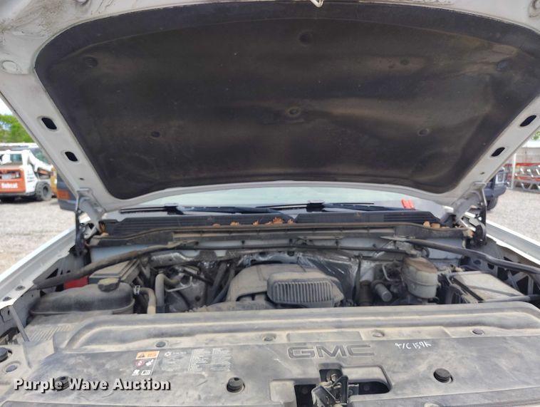 image for item ED0111 2015 GMC Sierra 2500HD pickup truck