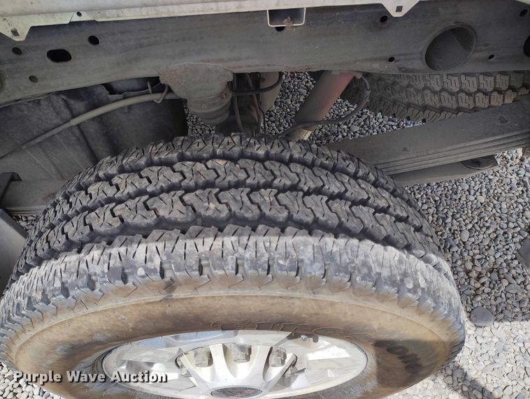 image for item ED0111 2015 GMC Sierra 2500HD pickup truck