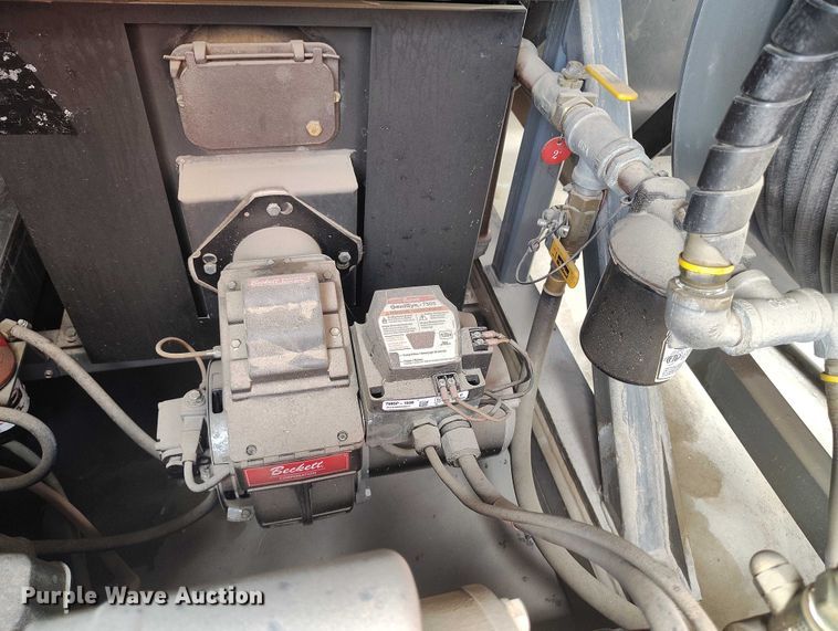 image for item ED0113 2012 Wacker Neuson E3000 ground heater
