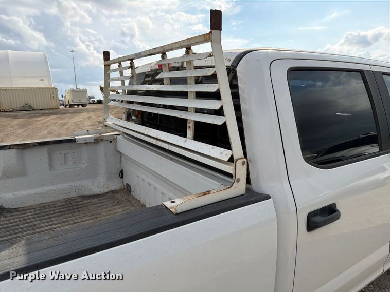 image for item ED5037 2018 Ford F250 Super Duty XL Crew Cab pickup truck