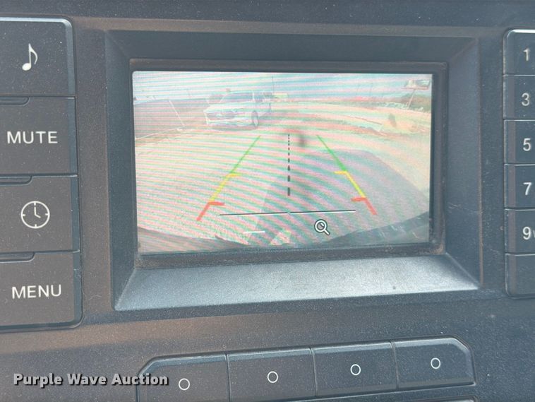 image for item ED5037 2018 Ford F250 Super Duty XL Crew Cab pickup truck