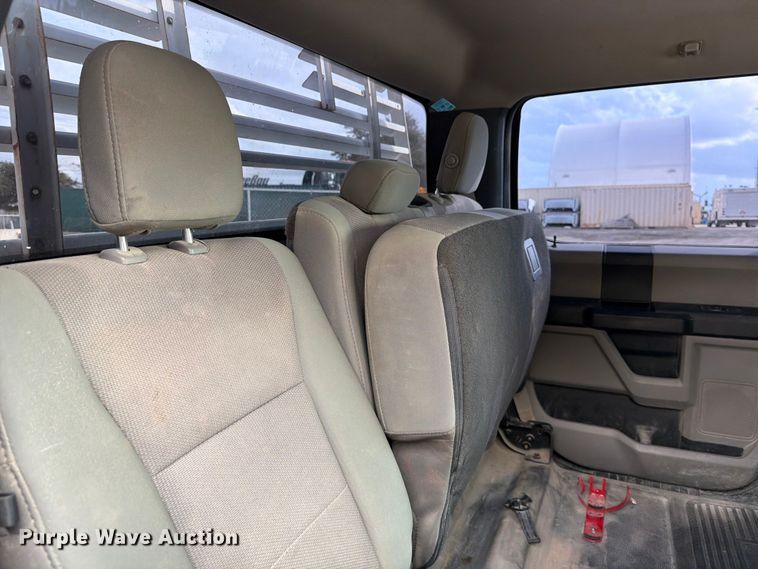 image for item ED5037 2018 Ford F250 Super Duty XL Crew Cab pickup truck