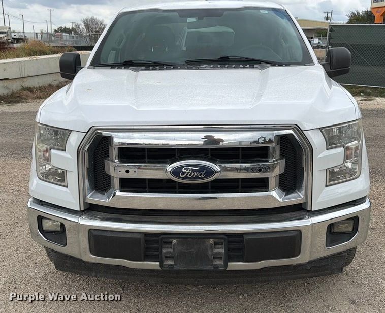 image for item ED5038 2017 Ford F150 XLT SuperCrew pickup truck