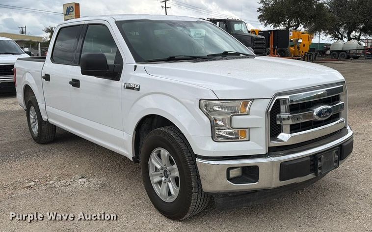 image for item ED5038 2017 Ford F150 XLT SuperCrew pickup truck