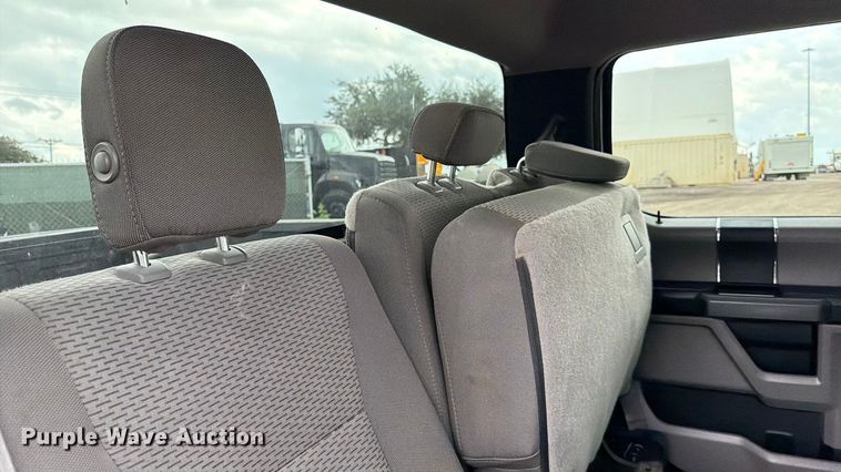 image for item ED5038 2017 Ford F150 XLT SuperCrew pickup truck