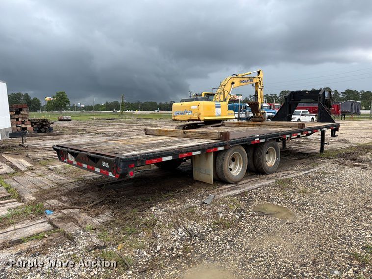 image for item ED5223 2018 Top Hat GN240-25X8.5-24E-F flatbed trailer