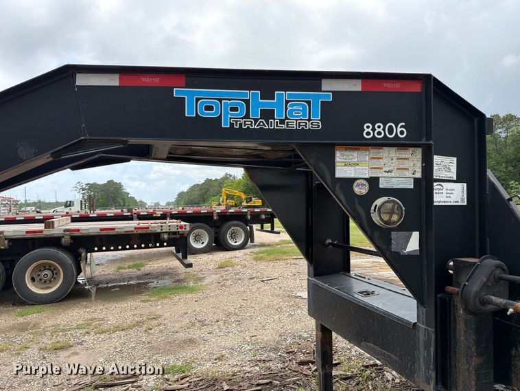 image for item ED5223 2018 Top Hat GN240-25X8.5-24E-F flatbed trailer