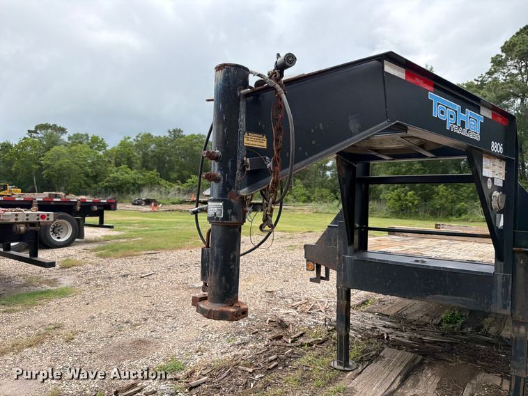 image for item ED5223 2018 Top Hat GN240-25X8.5-24E-F flatbed trailer