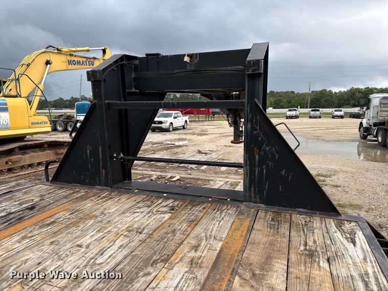 image for item ED5223 2018 Top Hat GN240-25X8.5-24E-F flatbed trailer