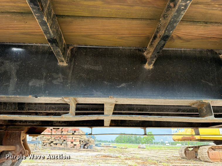 image for item ED5223 2018 Top Hat GN240-25X8.5-24E-F flatbed trailer