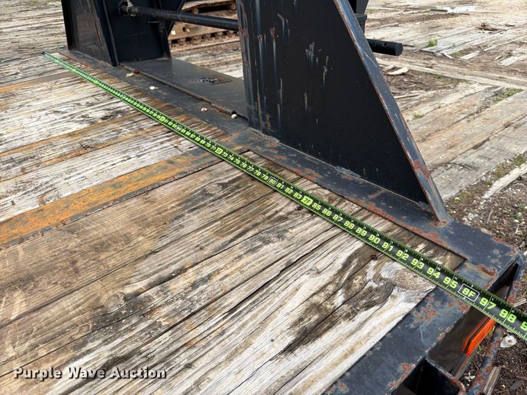 image for item ED5223 2018 Top Hat GN240-25X8.5-24E-F flatbed trailer