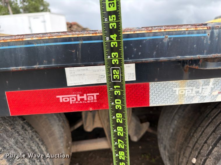 image for item ED5223 2018 Top Hat GN240-25X8.5-24E-F flatbed trailer