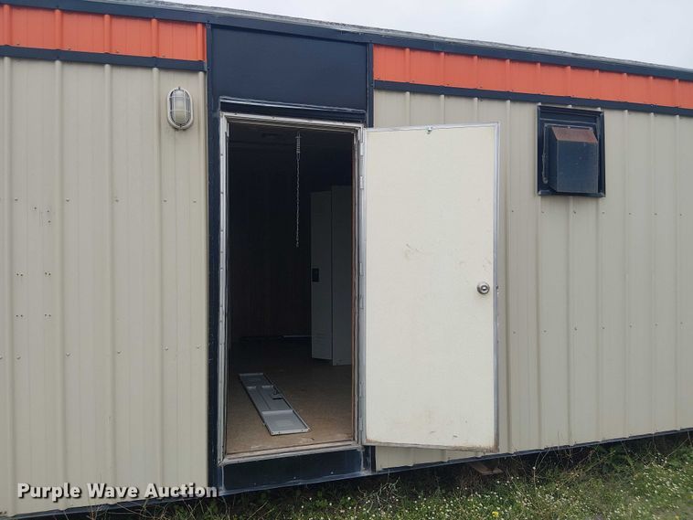image for item ED5249 Skid mounted living quarters