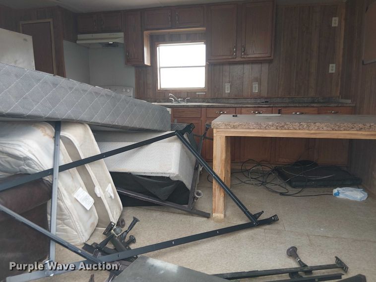 image for item ED5249 Skid mounted living quarters