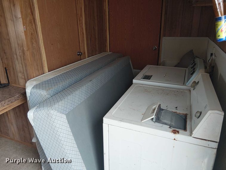 image for item ED5249 Skid mounted living quarters