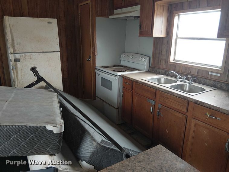 image for item ED5249 Skid mounted living quarters