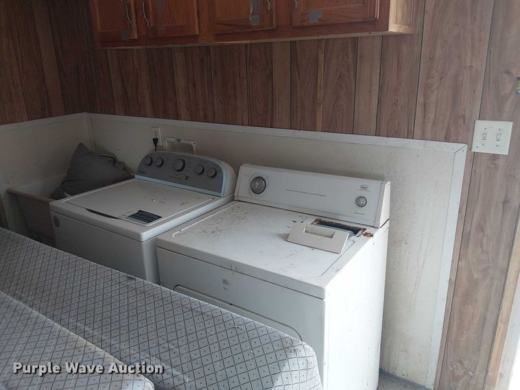 image for item ED5249 Skid mounted living quarters