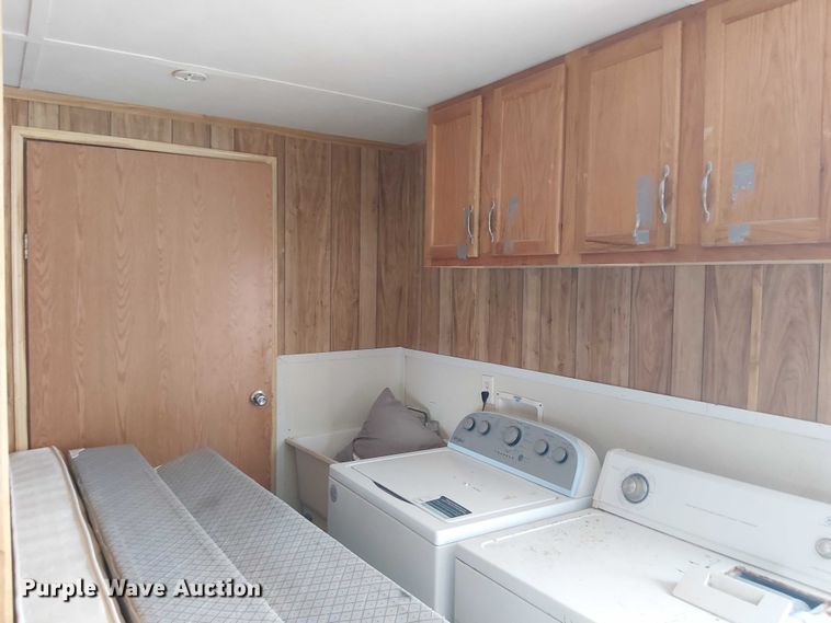 image for item ED5249 Skid mounted living quarters