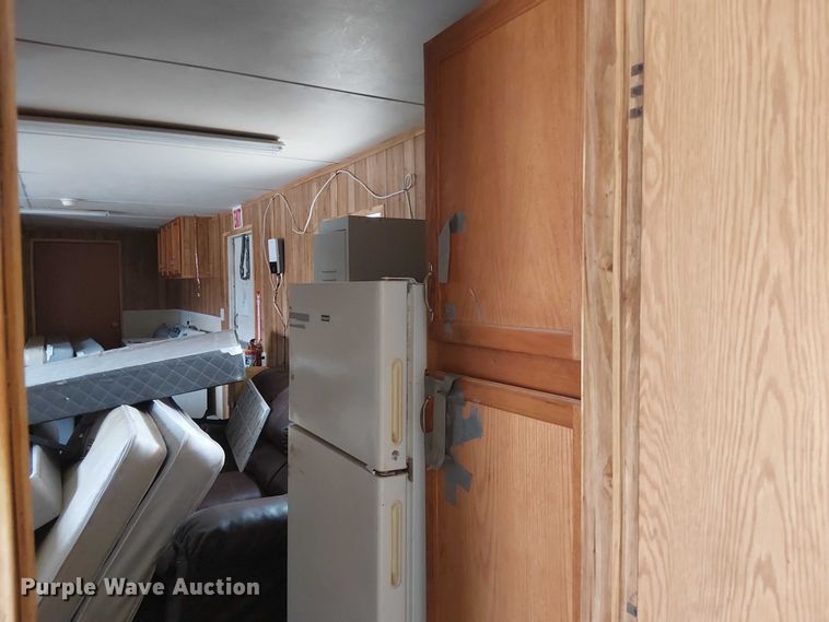 image for item ED5249 Skid mounted living quarters