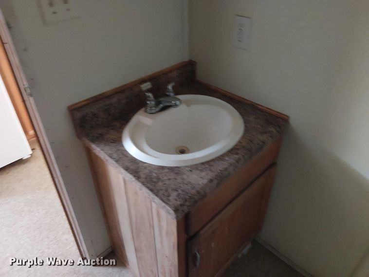 image for item ED5249 Skid mounted living quarters