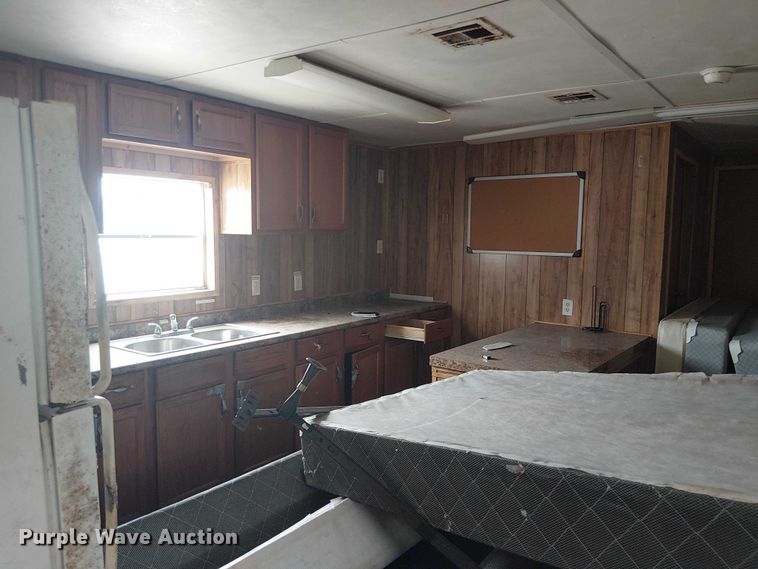 image for item ED5249 Skid mounted living quarters