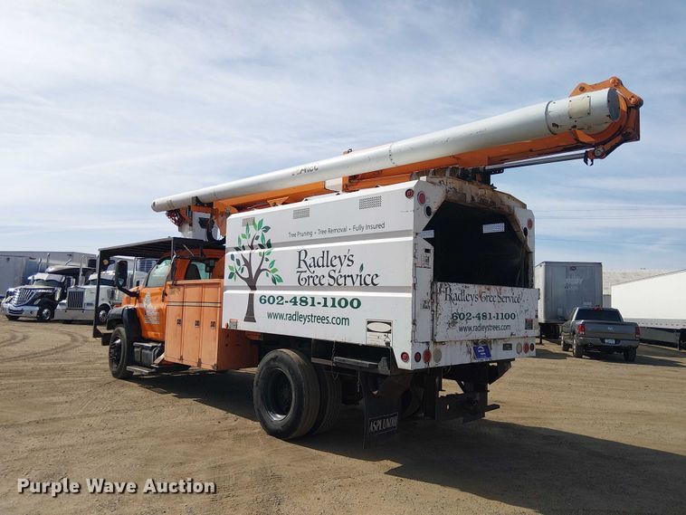 image for item EE5317 2008 GMC C7500 forestry bucket truck