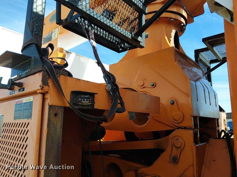 image for item EE5317 2008 GMC C7500 forestry bucket truck