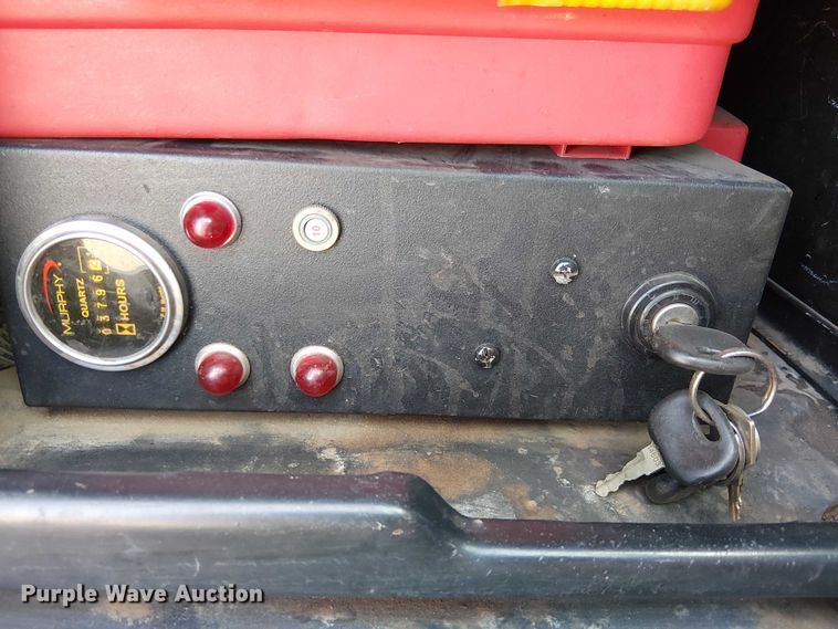 image for item EE5317 2008 GMC C7500 forestry bucket truck