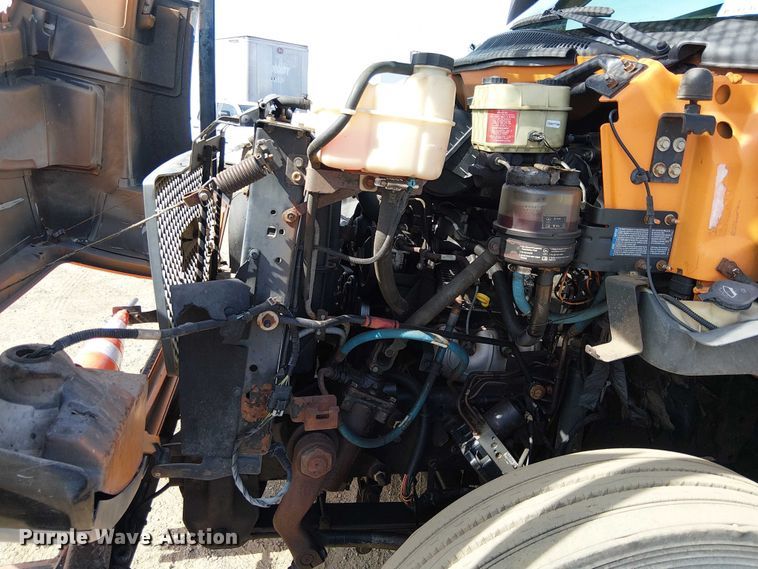 image for item EE5317 2008 GMC C7500 forestry bucket truck