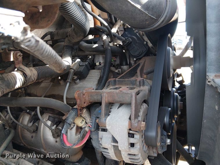 image for item EE5317 2008 GMC C7500 forestry bucket truck