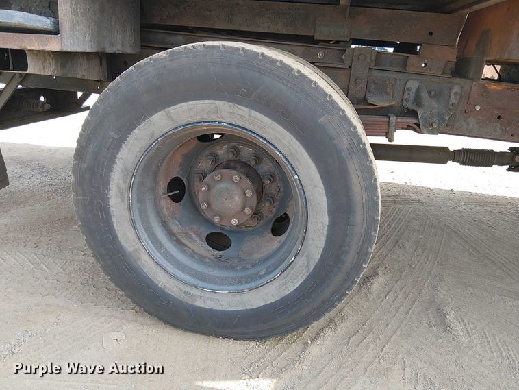 image for item EE5317 2008 GMC C7500 forestry bucket truck