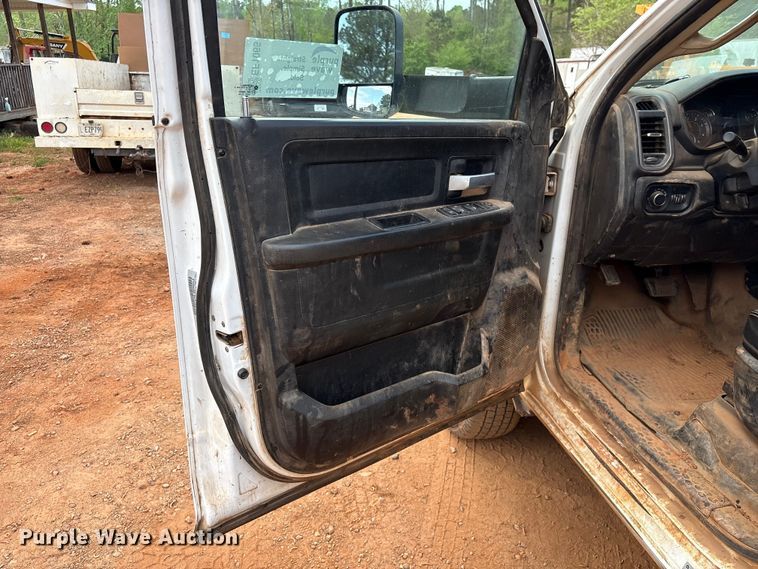 image for item EF1065 2019 RAM 3500 Crew Cab utility / service truck