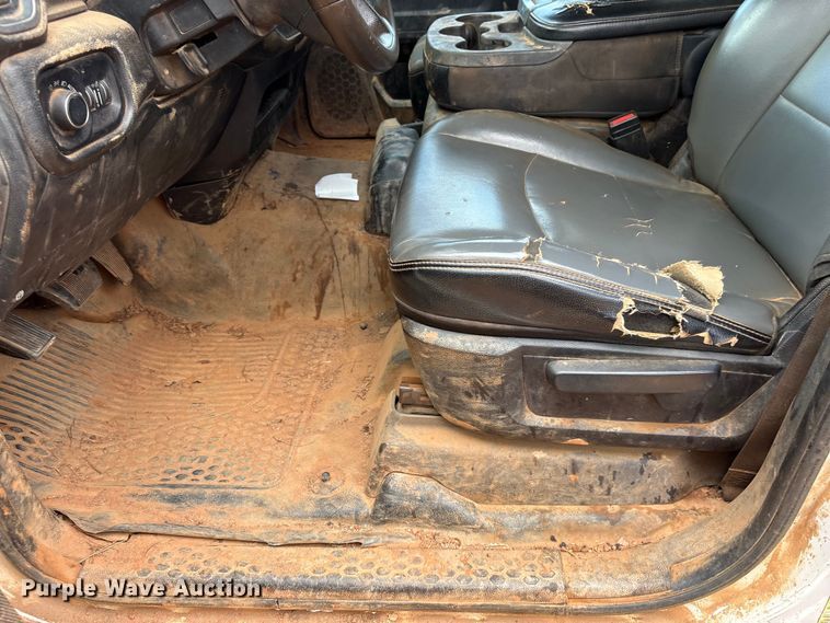 image for item EF1065 2019 RAM 3500 Crew Cab utility / service truck