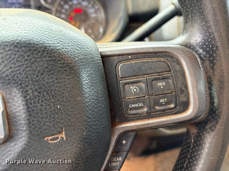 image for item EF1065 2019 RAM 3500 Crew Cab utility / service truck